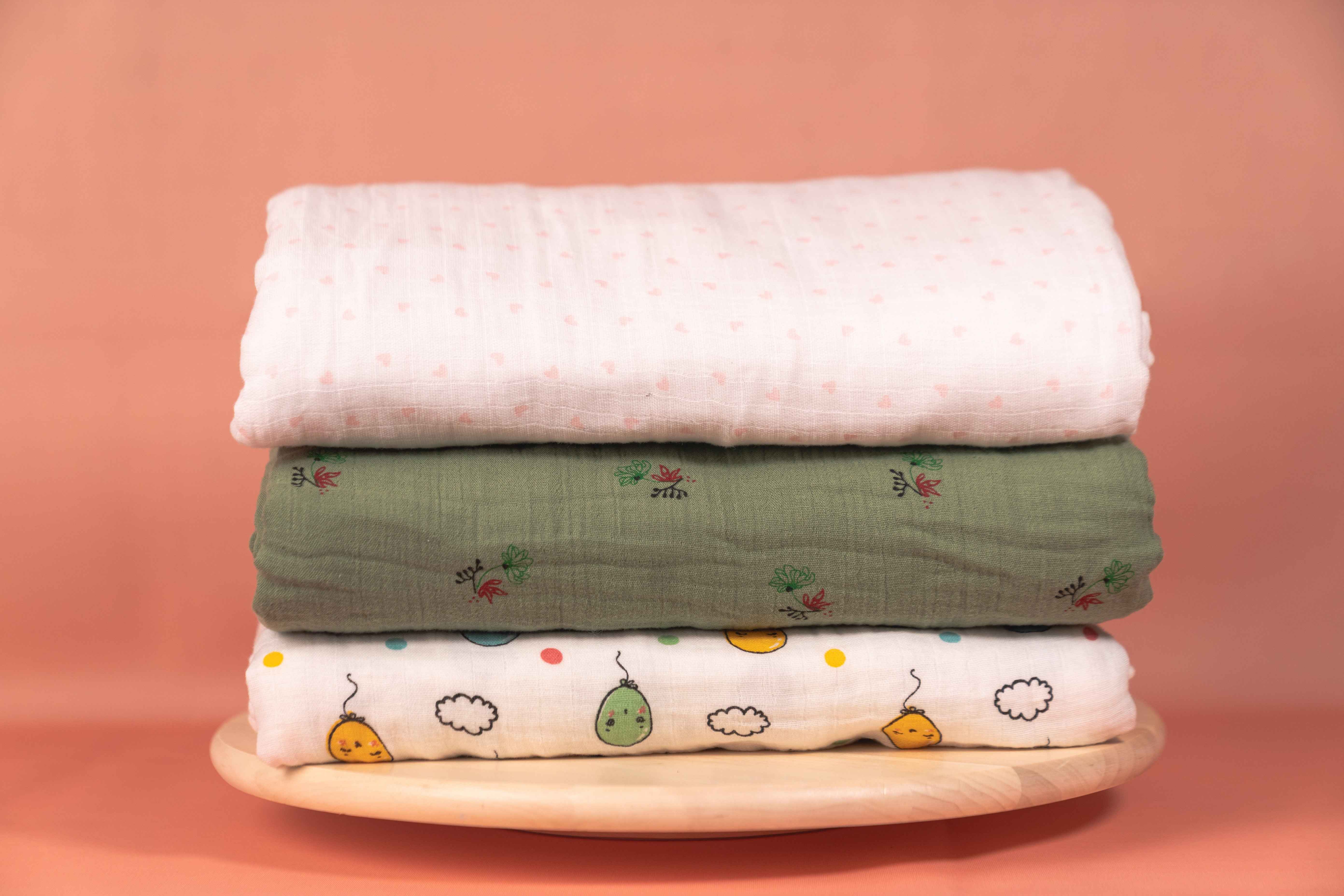 Swaddles & Wraps: Premium Swaddles for Ultimate Comfort